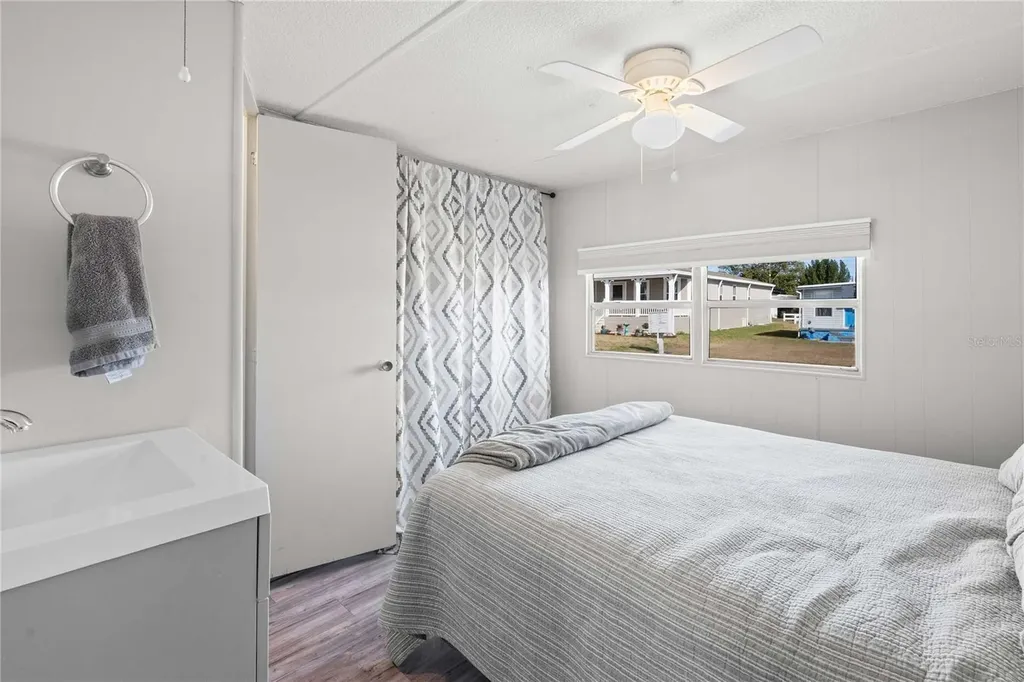 37332 Sandra Avenue Zephyrhills FL 33542