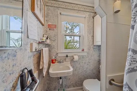 1126 Graber Avenue Sarasota FL 34237