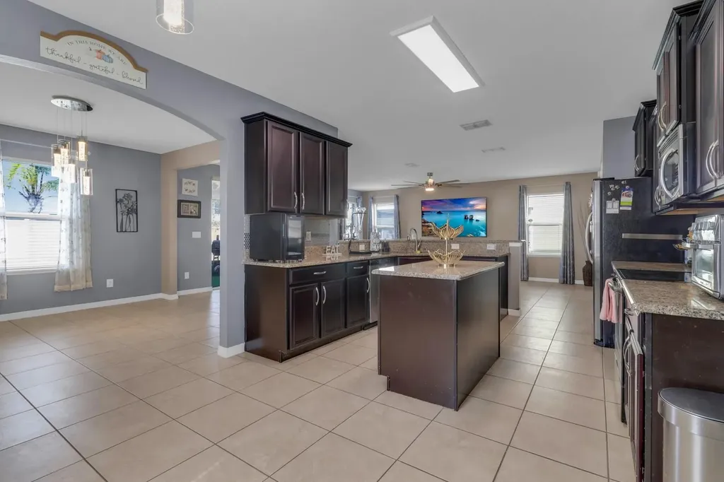 1930 Kettle Creek Drive St Cloud FL 34769