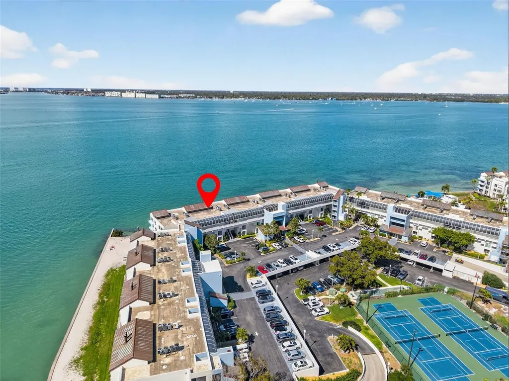 5279 Isla Key Boulevard S St Petersburg FL 33715
