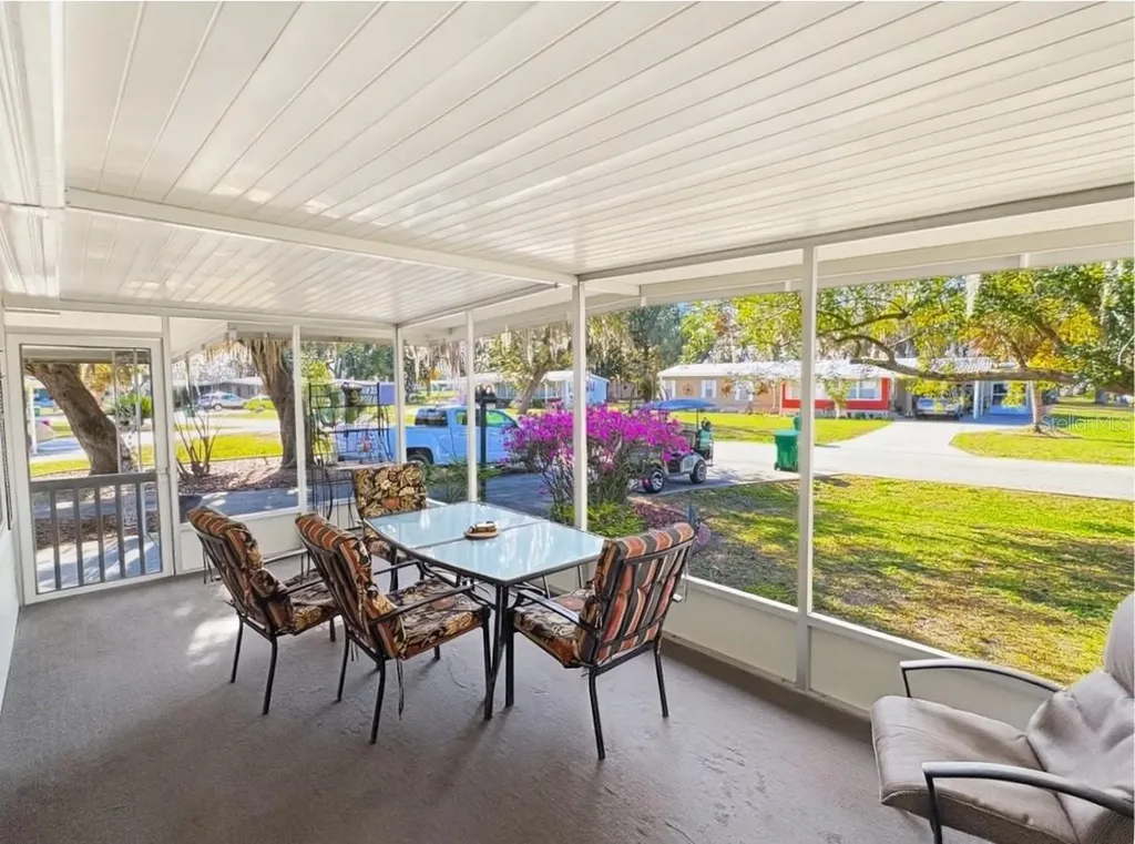 11 S Bobwhite Road Wildwood FL 34785