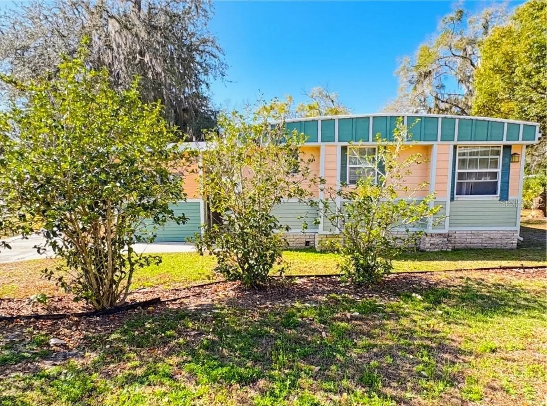 11 S Bobwhite Road Wildwood FL 34785