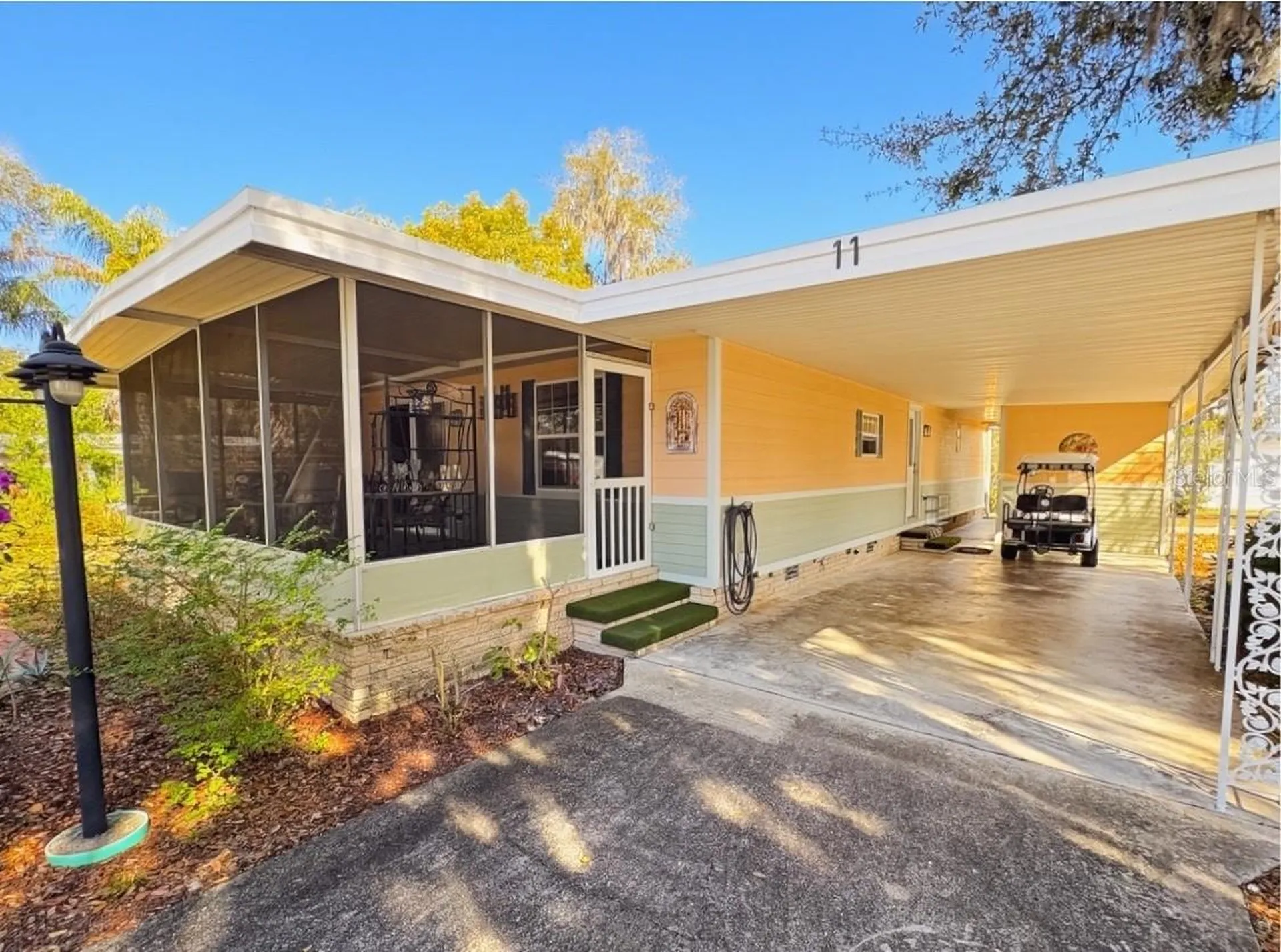 11 S Bobwhite Road Wildwood FL 34785