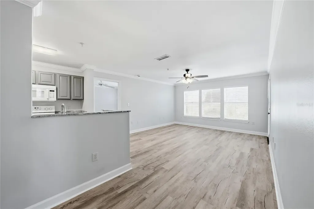 18311 Bridle Club Drive Tampa FL 33647
