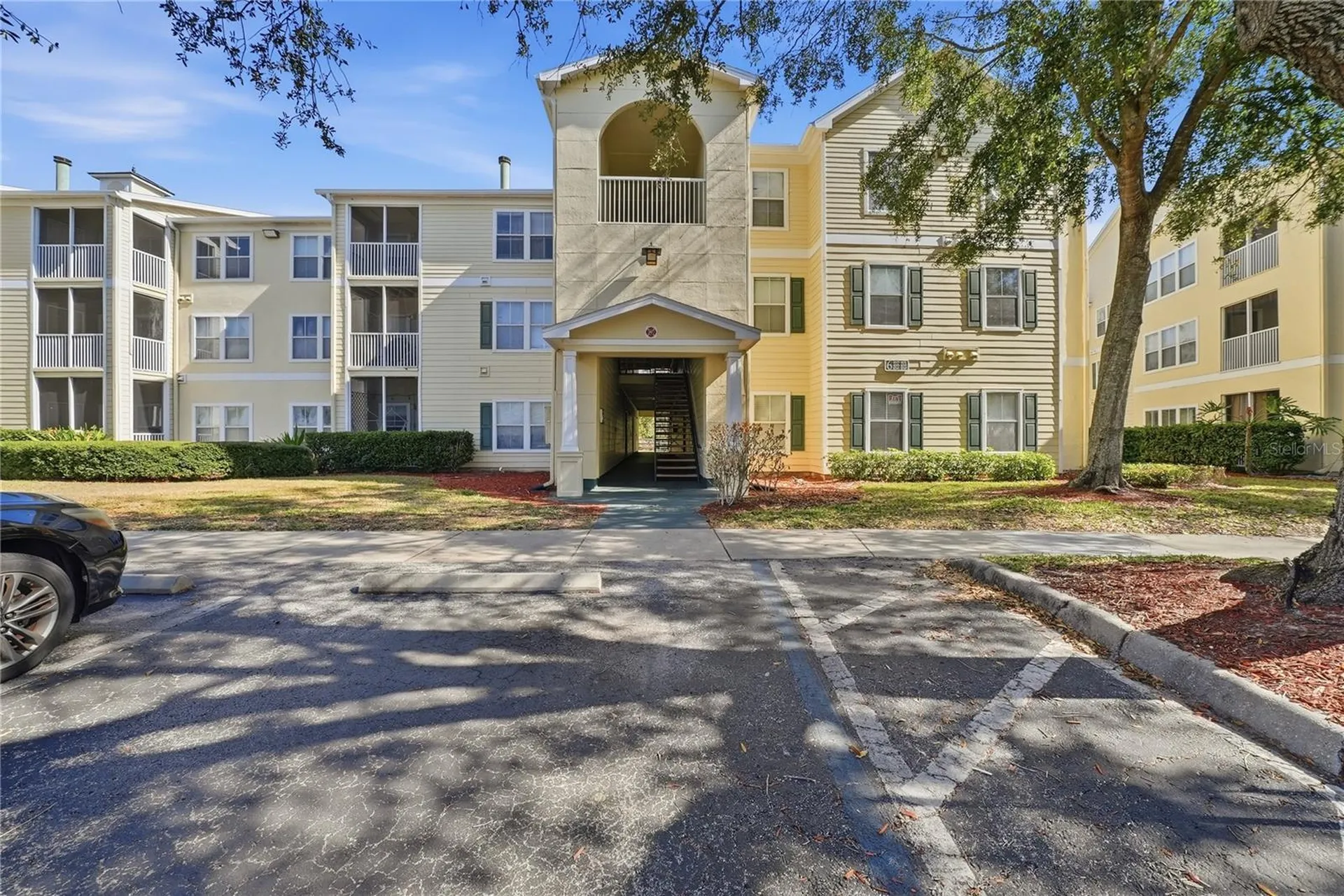 18311 Bridle Club Drive Tampa FL 33647