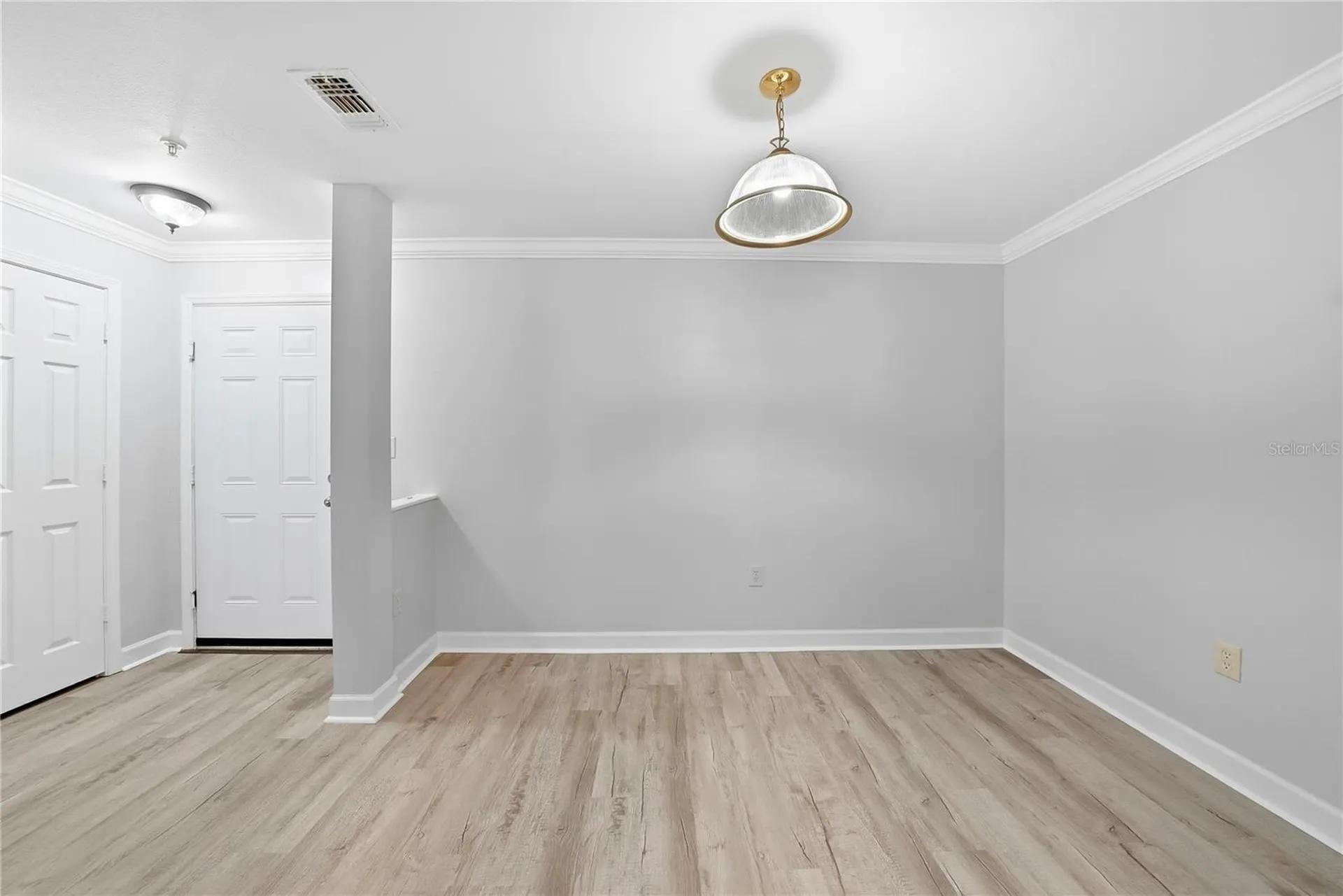 18311 Bridle Club Drive Tampa FL 33647