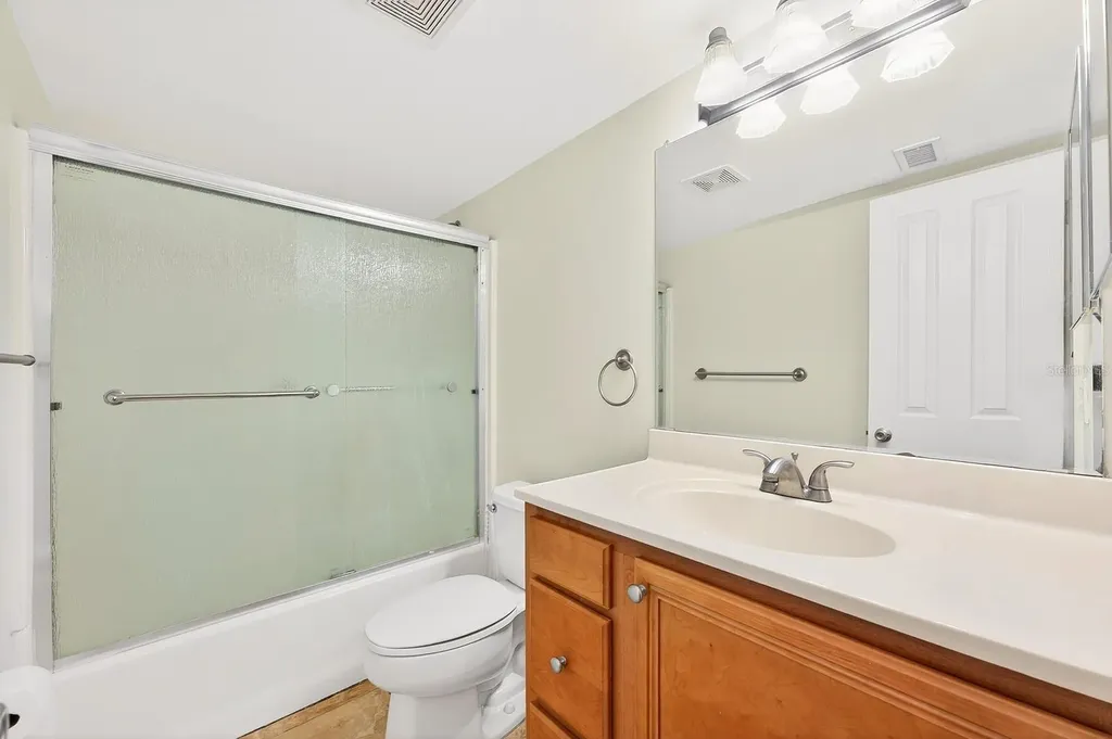 4878 Conway Road Orlando FL 32812