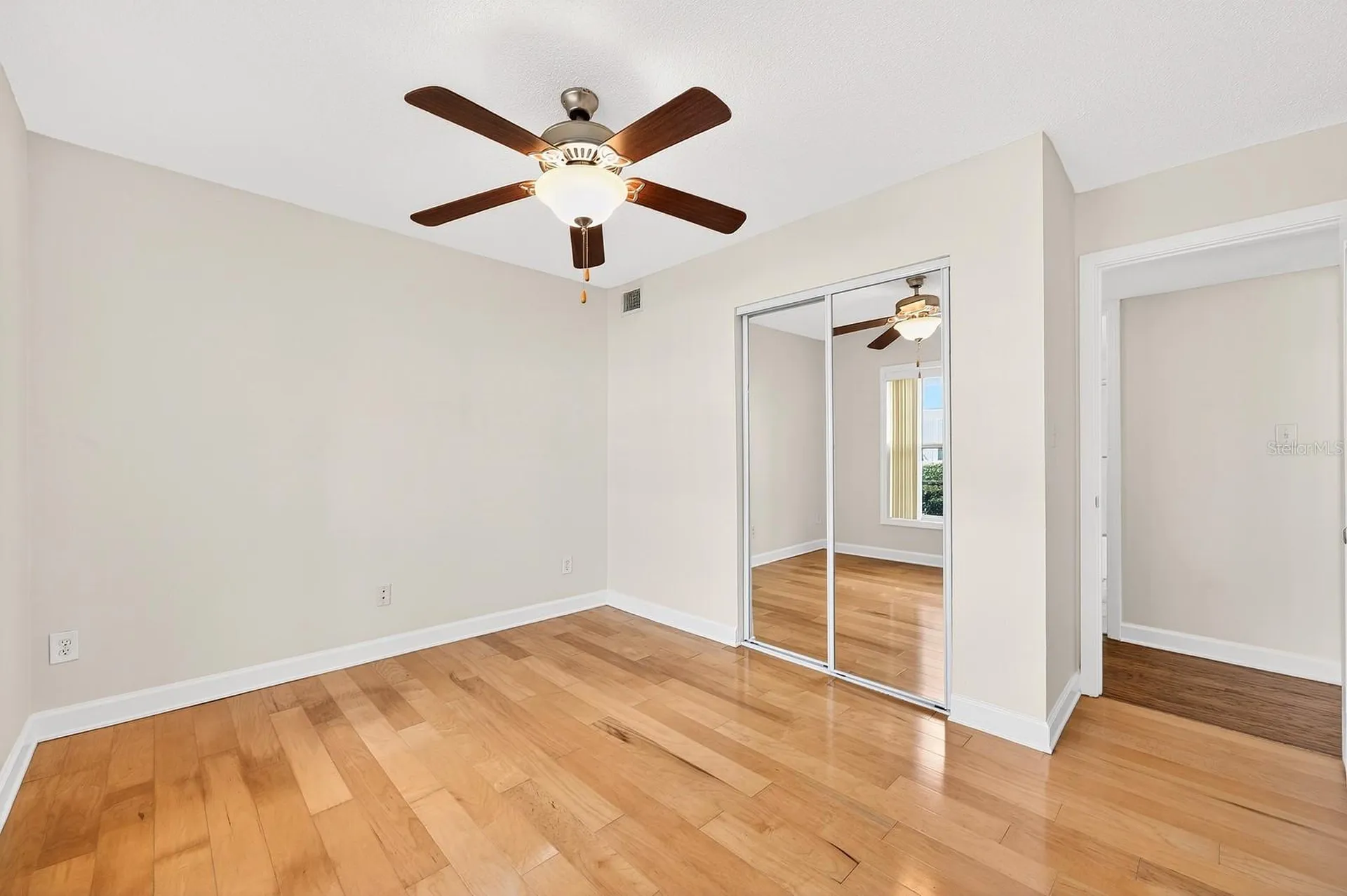 4878 Conway Road Orlando FL 32812