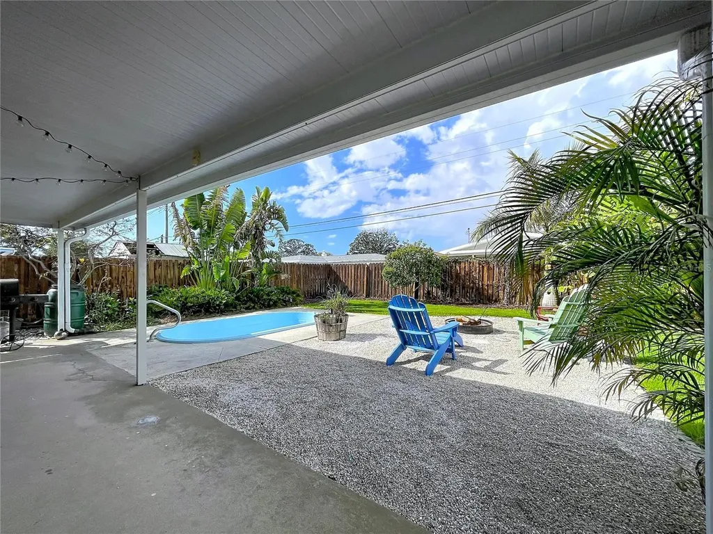 4391 34th Avenue N St Petersburg FL 33713