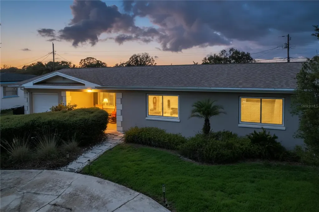 4391 34th Avenue N St Petersburg FL 33713