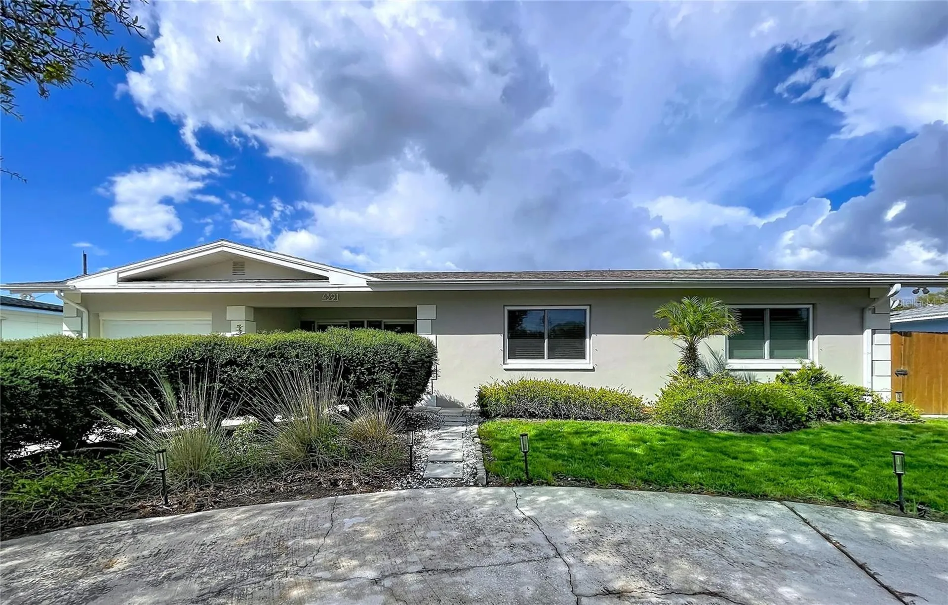 4391 34th Avenue N St Petersburg FL 33713