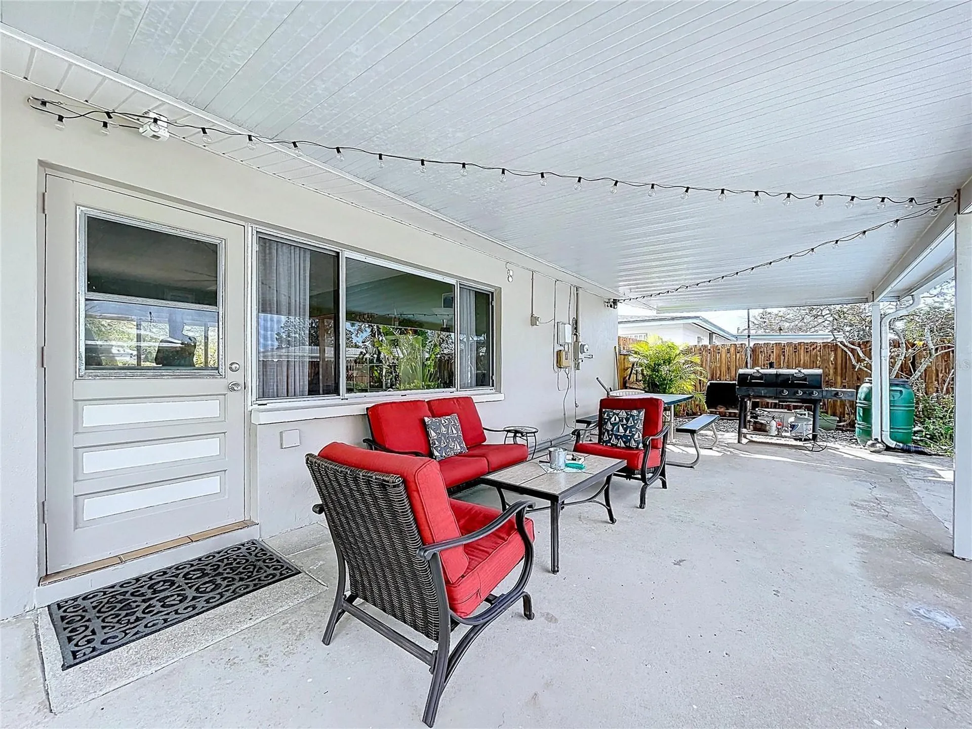 4391 34th Avenue N St Petersburg FL 33713