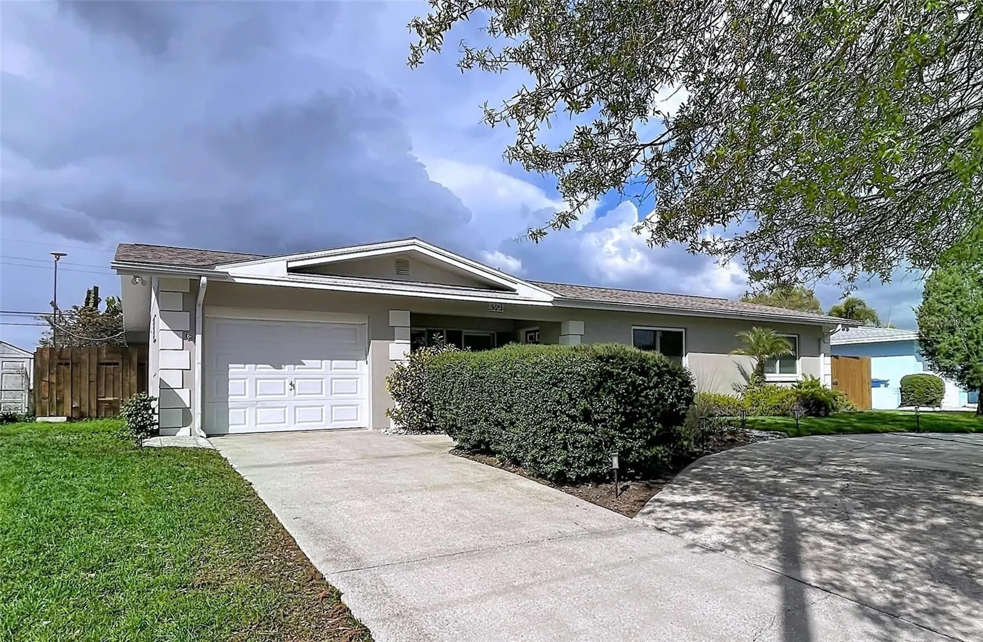 4391 34th Avenue N St Petersburg FL 33713