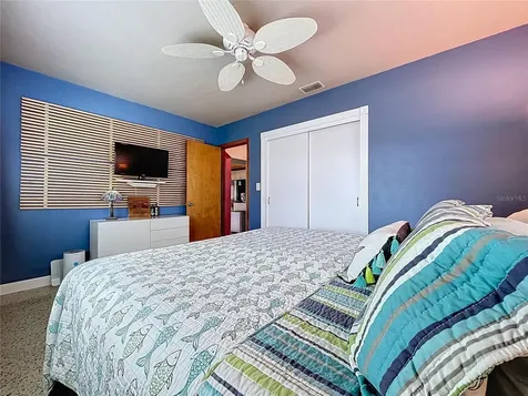 4391 34th Avenue N St Petersburg FL 33713