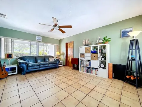 4391 34th Avenue N St Petersburg FL 33713