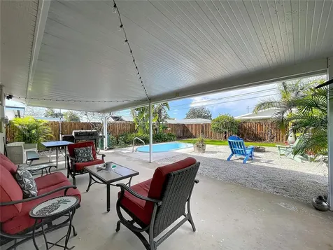 4391 34th Avenue N St Petersburg FL 33713