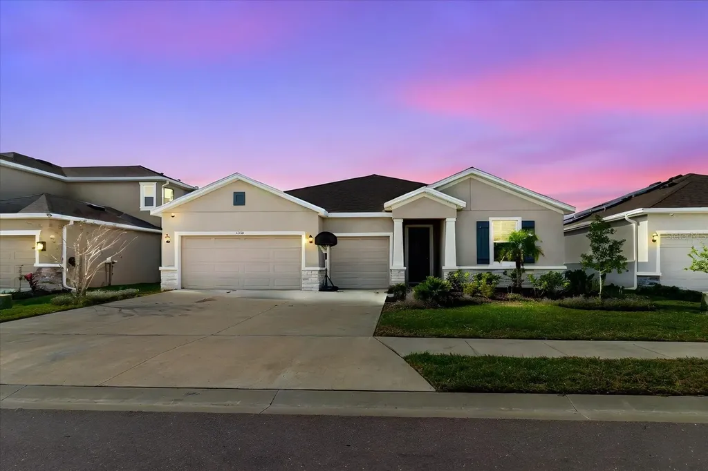 17544 Cantarina Cove Bradenton FL 34211