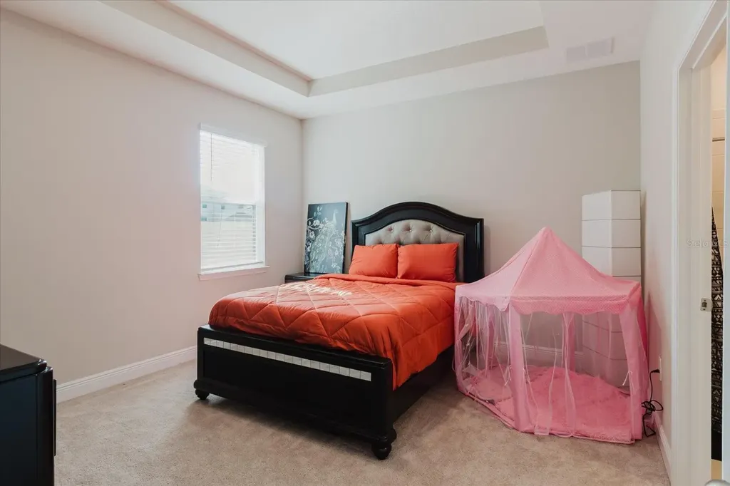17544 Cantarina Cove Bradenton FL 34211