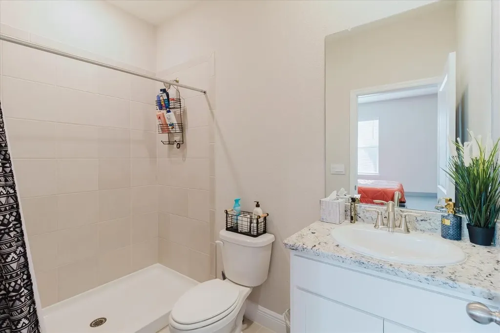 17544 Cantarina Cove Bradenton FL 34211