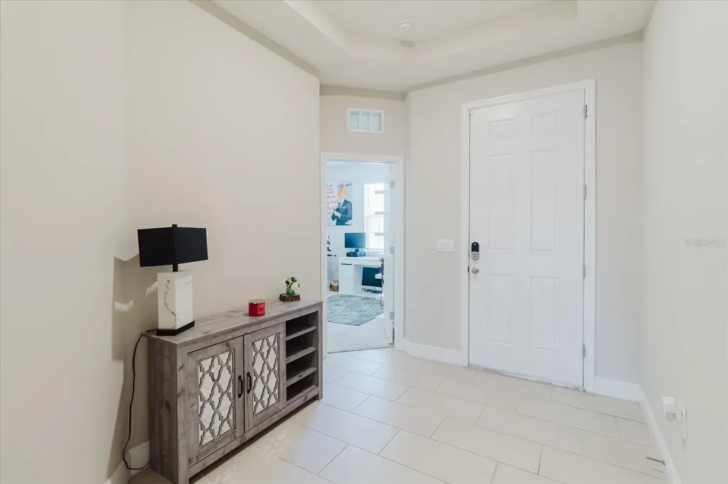 17544 Cantarina Cove Bradenton FL 34211