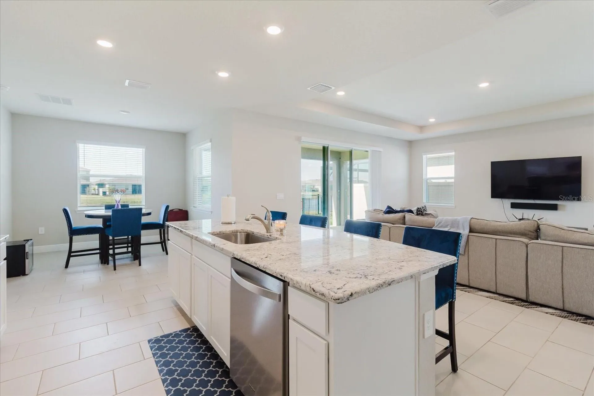 17544 Cantarina Cove Bradenton FL 34211