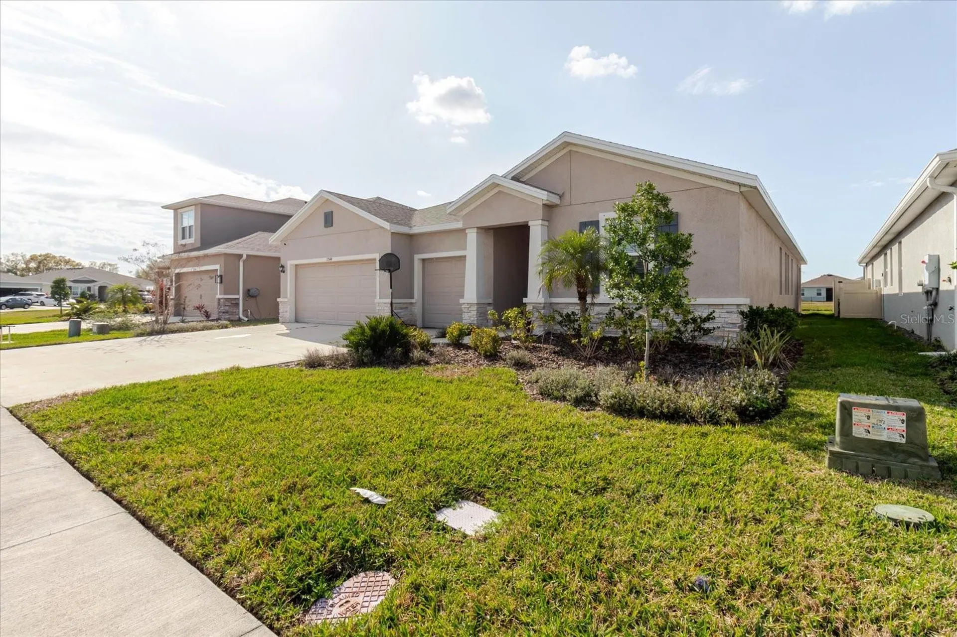 17544 Cantarina Cove Bradenton FL 34211