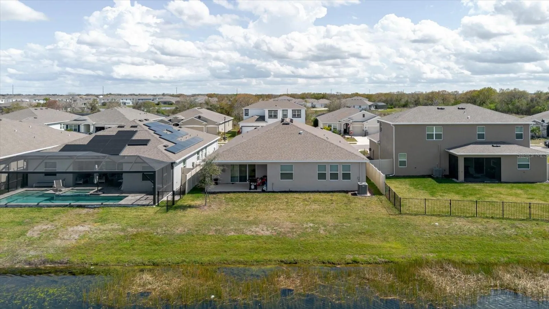 17544 Cantarina Cove Bradenton FL 34211