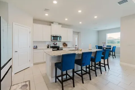 17544 Cantarina Cove Bradenton FL 34211
