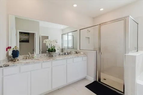 17544 Cantarina Cove Bradenton FL 34211