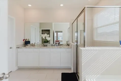 17544 Cantarina Cove Bradenton FL 34211
