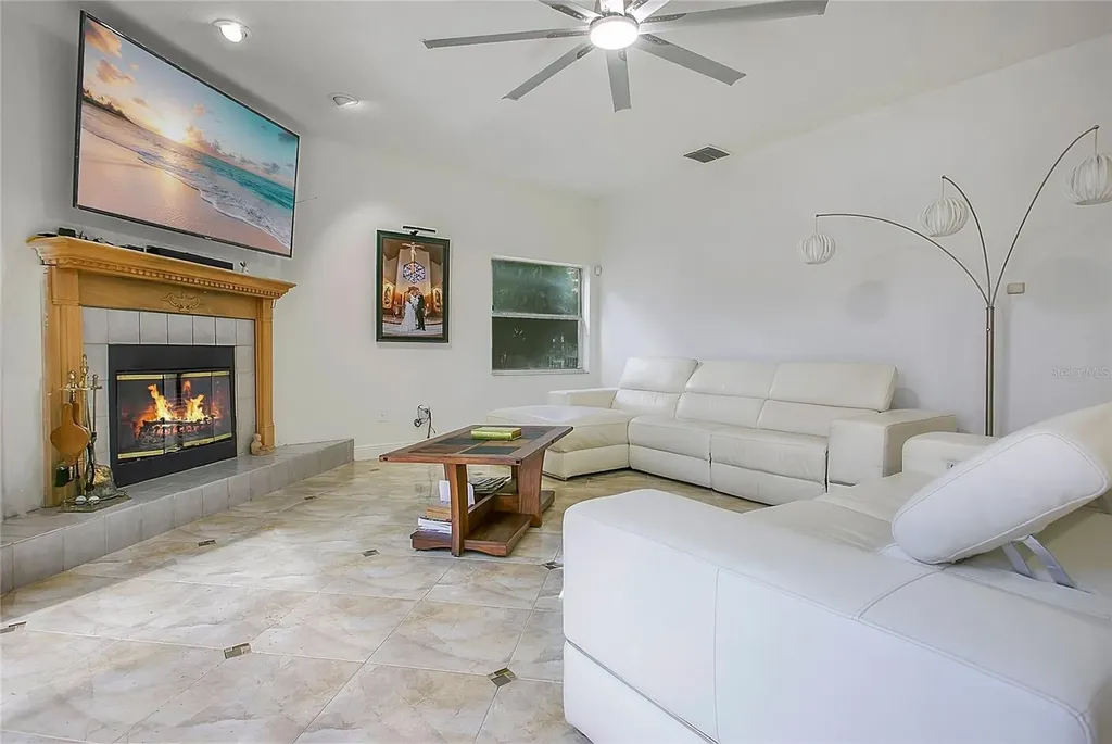 7866 Bardmoor Hill Circle Orlando FL 32835