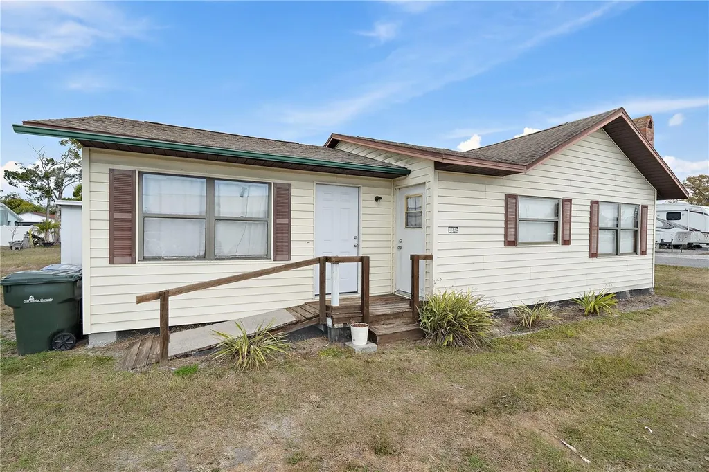 3345 Bahia Vista Street Sarasota FL 34239