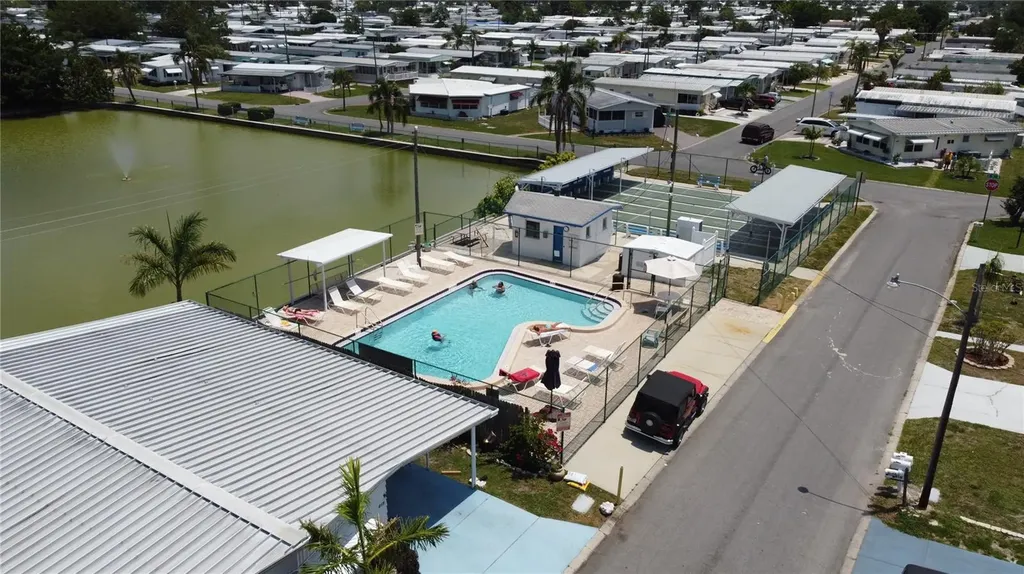 1007 50th Avenue W Bradenton FL 34207