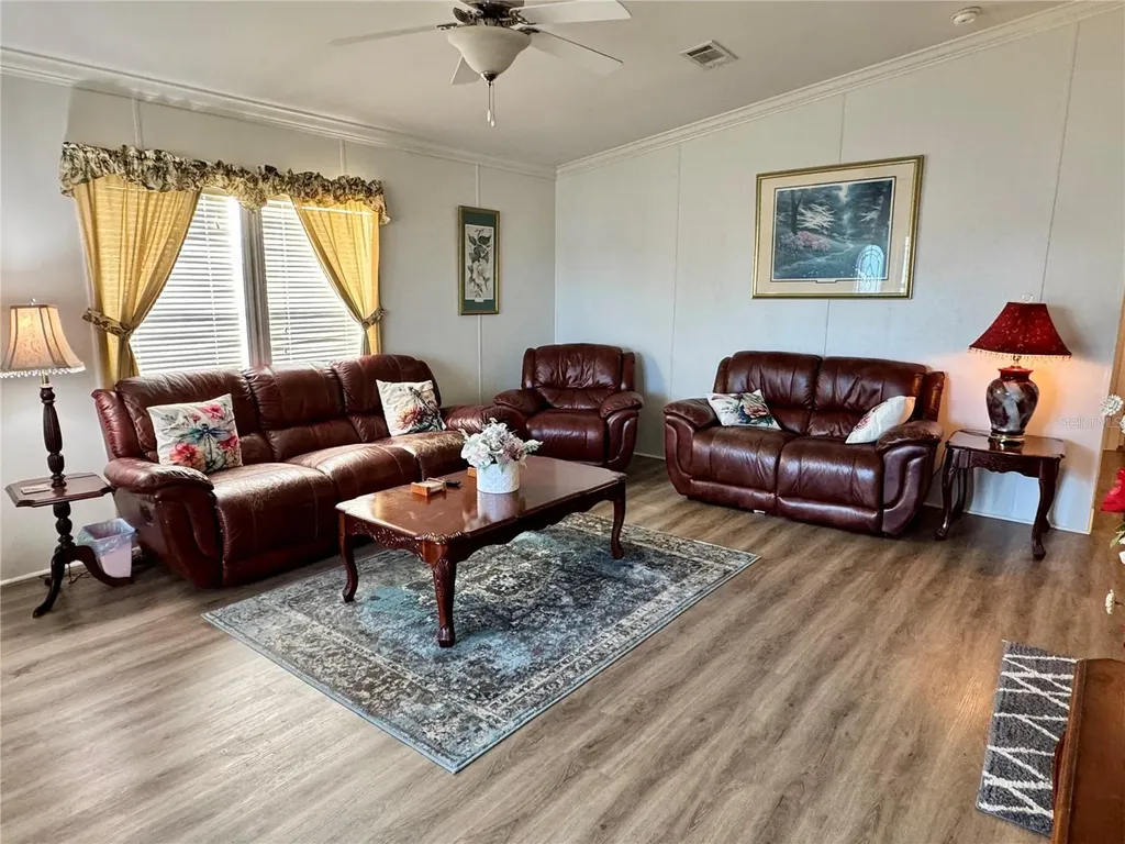 1007 50th Avenue W Bradenton FL 34207
