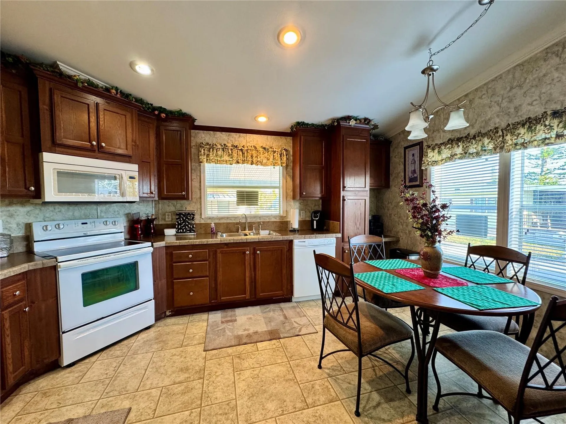 1007 50th Avenue W Bradenton FL 34207