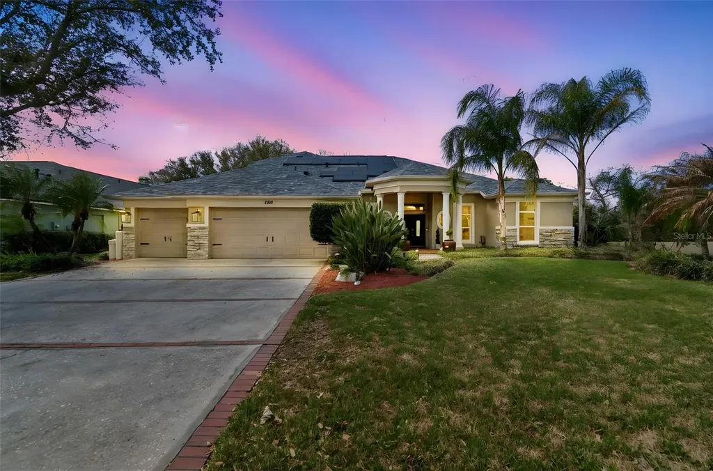 1302 Steeple Hill Court Brandon FL 33511