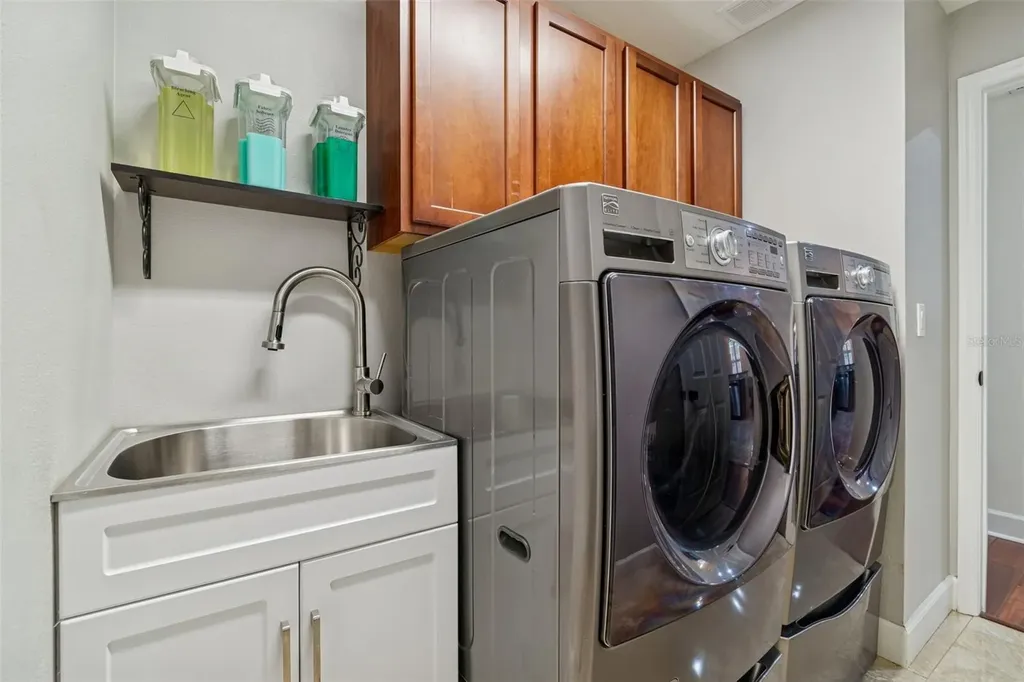 1302 Steeple Hill Court Brandon FL 33511