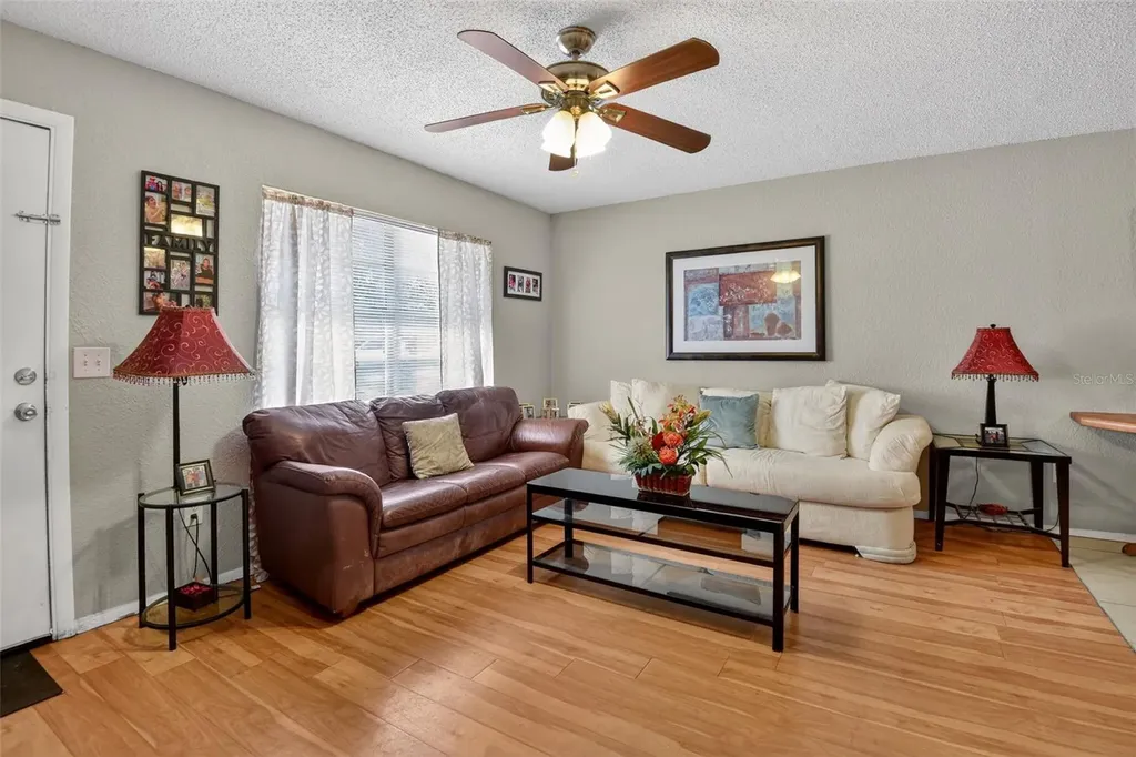 365 W Lansdowne Avenue Orange City FL 32763