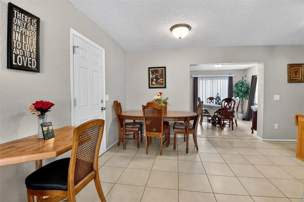 365 W Lansdowne Avenue Orange City FL 32763