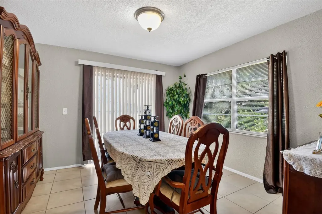 365 W Lansdowne Avenue Orange City FL 32763
