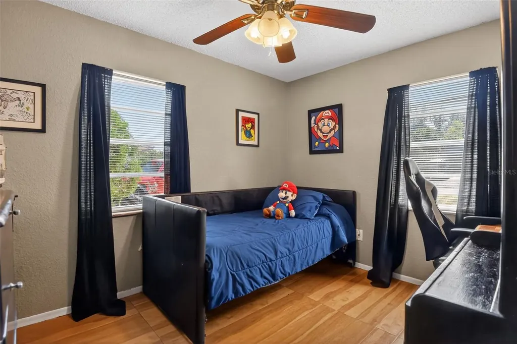 365 W Lansdowne Avenue Orange City FL 32763