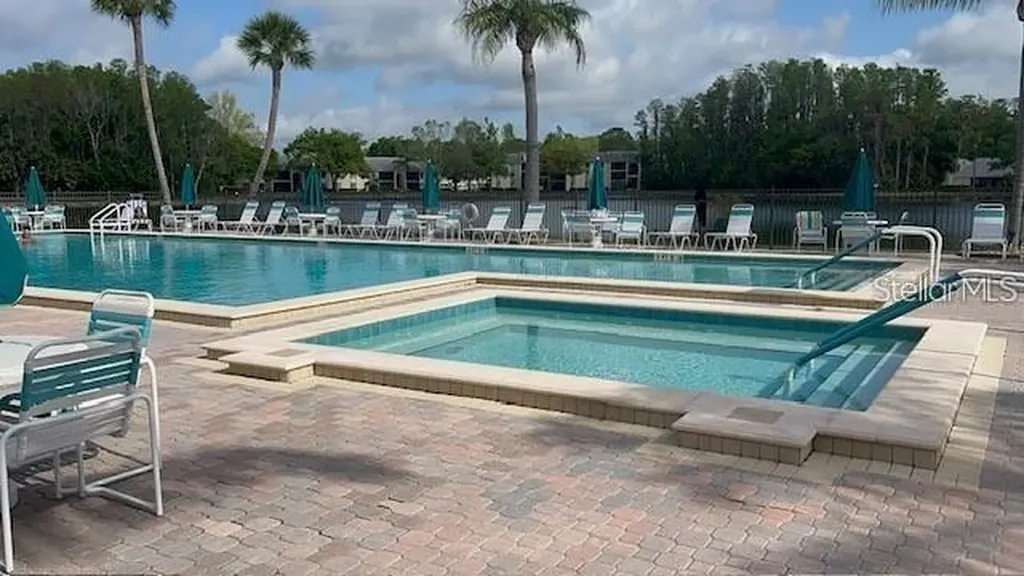 3232 Lake Pine Way E Tarpon Springs FL 34688