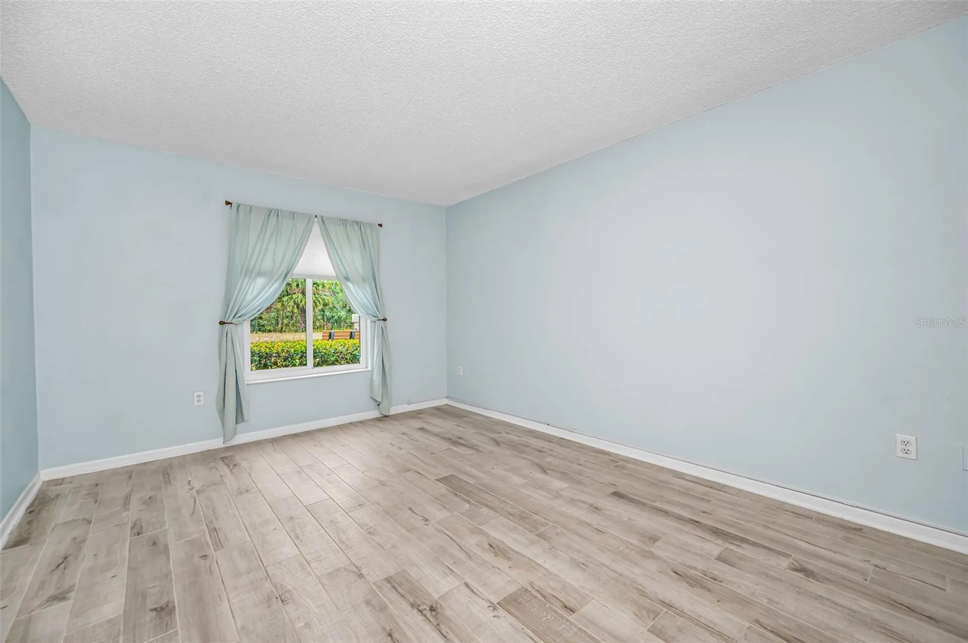 3232 Lake Pine Way E Tarpon Springs FL 34688