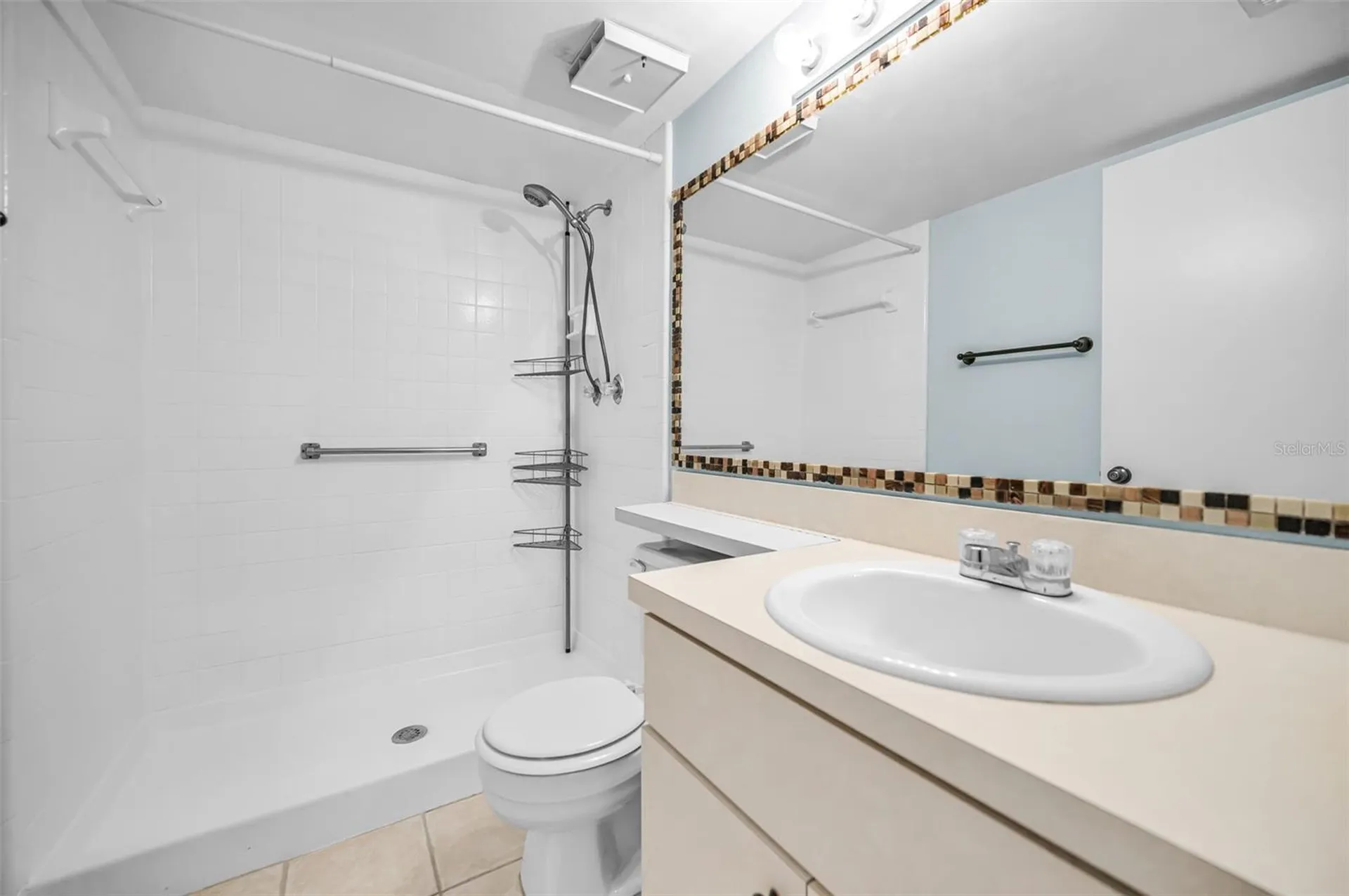 3232 Lake Pine Way E Tarpon Springs FL 34688