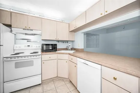 3232 Lake Pine Way E Tarpon Springs FL 34688