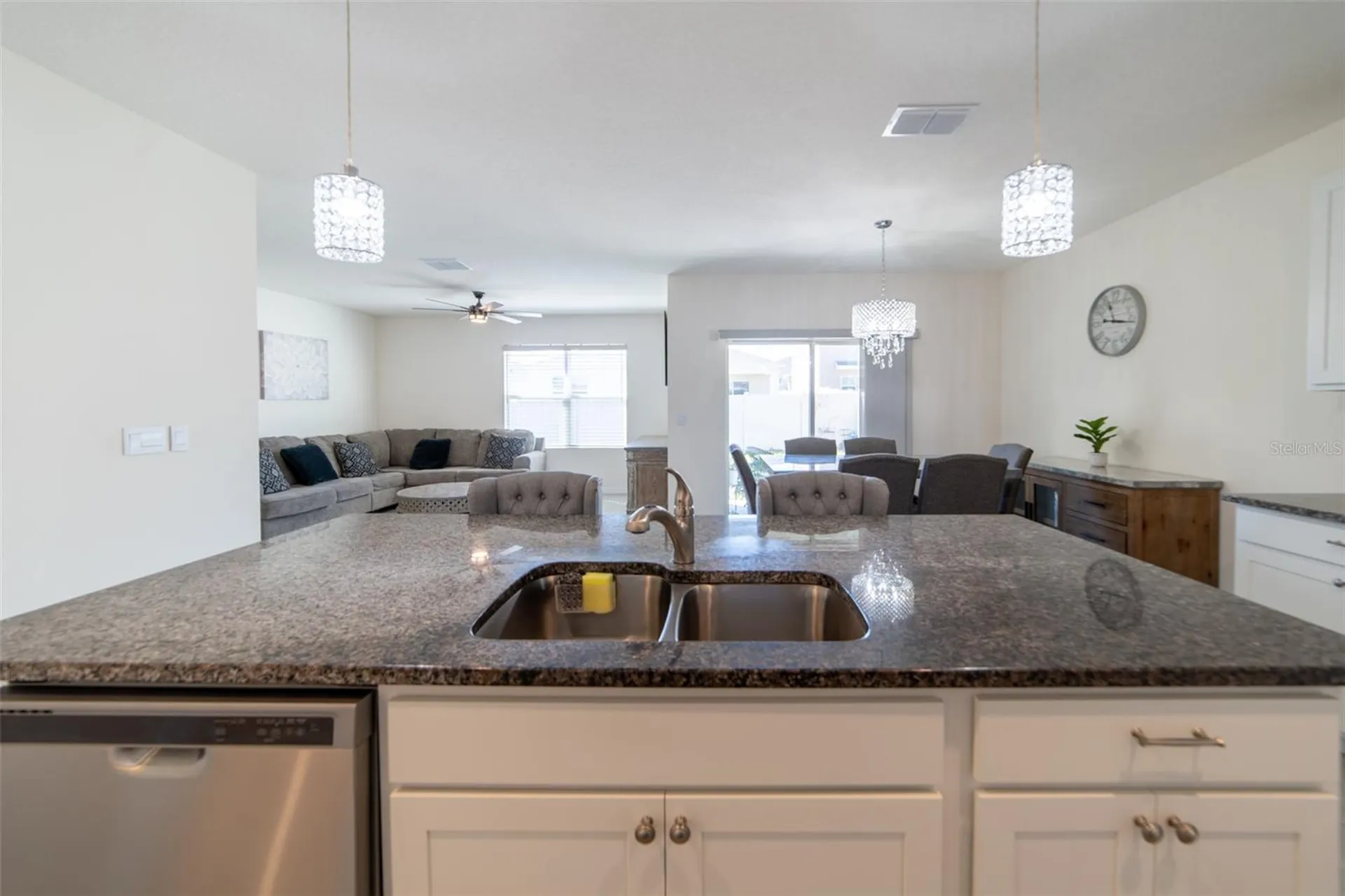 2684 Magnolia Avenue Davenport FL 33837