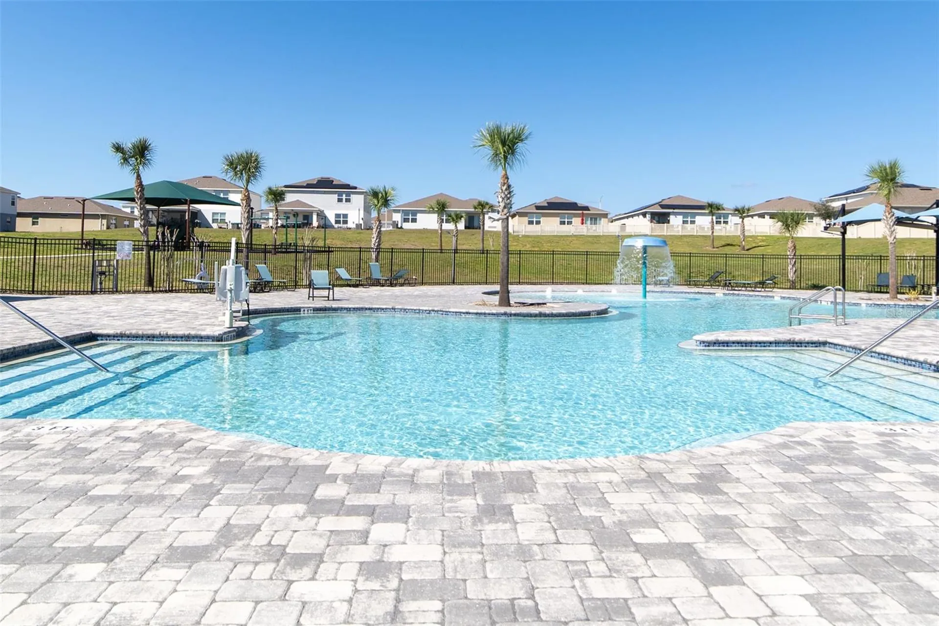 2684 Magnolia Avenue Davenport FL 33837