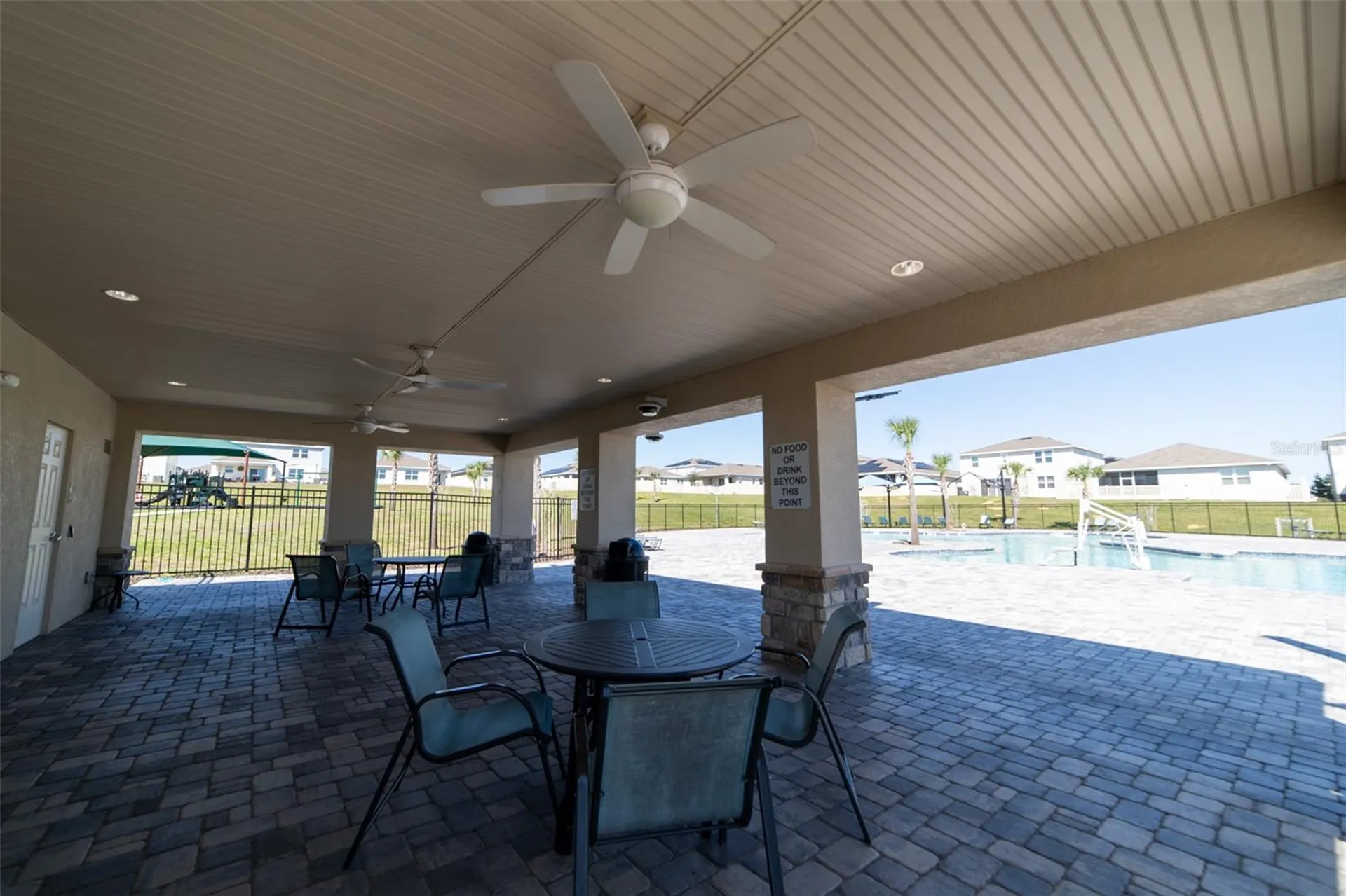 2684 Magnolia Avenue Davenport FL 33837
