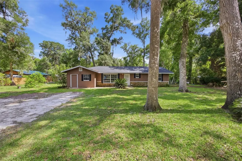 4300 NE 132nd Place Anthony FL 32617