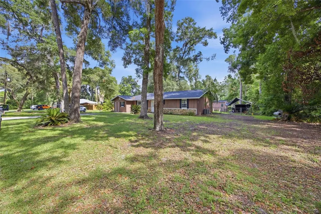 4300 NE 132nd Place Anthony FL 32617